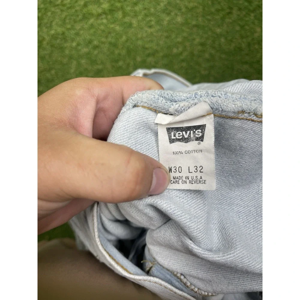 Levis shop confidence